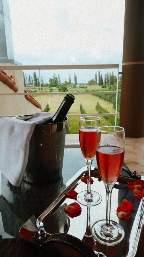 Chaglasian Wine & Suites Сан-Рафаель Екстер'єр фото